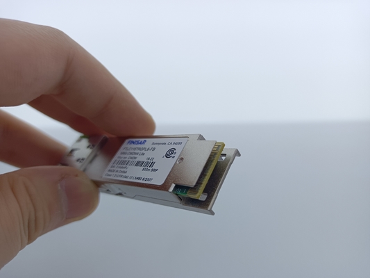 Các ứng dụng Finisar FTLC1157RGPL6-FB 2km 100G CWDM4 QSFP28 gốc với FEC