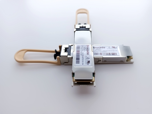 Đường viền 57-1000326-01 XBR-100G-SR4-0288 100GBASE-SR4 100m 850nm QSFP+ Transceiver Module