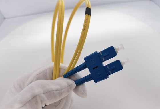 LC UPC đến LC UPC Cáp quang kép OS2 Chế độ đơn PVC 3.0mm 1m